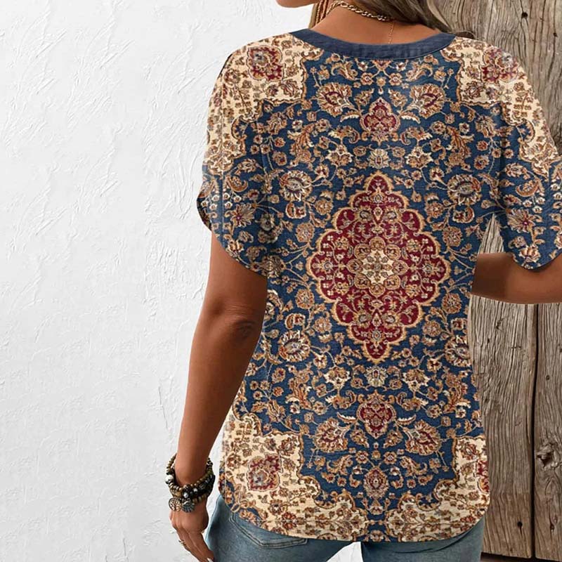 Vintage T-Shirt Med Etniskt Tryck – Lena & Monica