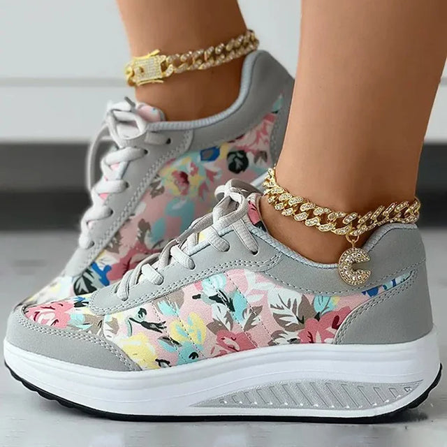 Plattform Sneakers Med Blommönster