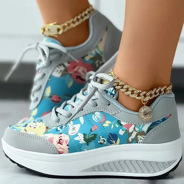 Plattform Sneakers Med Blommönster