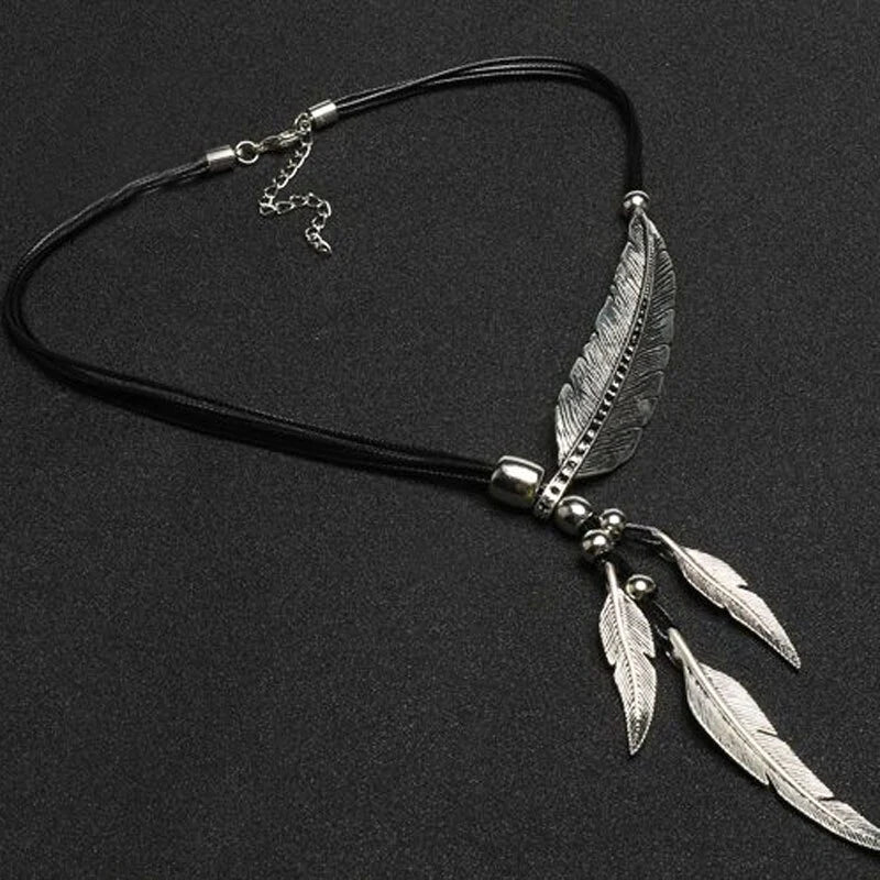 Vintage Fjäderhängande Halsband